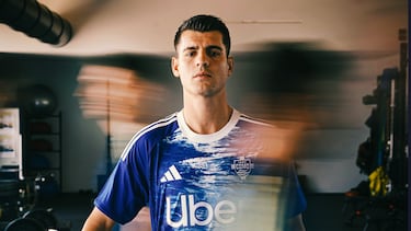 La última de las grandes incorporaciones del Como 1907. Morata vuelve a la Serie A, pero esta vez no vestirá de Bianconeri ni de Rossoneri, sino que vestirá la elástica Biancoblù bajo las órdenes de Cesc Fábregas. Sin embargo, no ha sido un movimiento sencillo, sino que ha sido un culebrón que ha acaparado las portadas y la atención del mundo. Finalmente, Milan, Galatasaray y Como han llegado a un acuerdo, en el que el conjunto italiano pagará 15 millones para hacerse con los servicios del delantero español. Álvaro estará vinculado al club hasta junio de 2028.