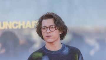 BARCELONA, SPAIN - FEBRUARY 07: Actor Tom Holland attends the photocall during the presentation of the movie 'Uncharted' on February 07, 2022 in Barcelona, Spain. (Photo by Xavi Torrent/Getty Images)