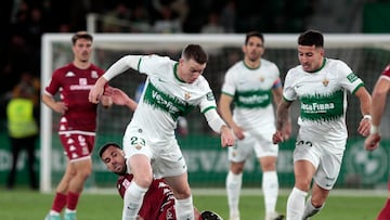 04/03/24  PARTIDO SEGUNDA DIVISION 
ELCHE - ALCORCON 
CARLOS CLERC NICOLAS FERNANDEZ