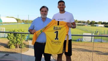 Oficial: Rulli, al Montpellier con opción de compra