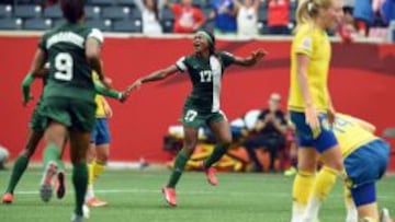 La delantera nigeriana Ordega celebra su gol tras empatar 3-3 ante Suecia. 