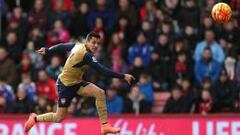 Rosicky: "Alexis y Ozil tienen la llave para ganar la Premier"