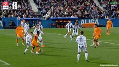 “Es penalti de Altimira a Vinicius”