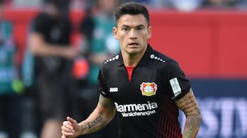 Charles Aránguiz milita actualmente en Bayer Leverkusen.