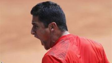 <b>Nicolás Almagro</b> celebra su victoria frente al sueco Soderling.
