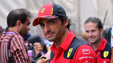 Ferrari's Spanish driver Carlos Sainz Jr arrives ahead of the  Formula One Monaco Grand Prix at the Monaco street circuit in Monaco, on May 28, 2023. (Photo by ANDREJ ISAKOVIC / AFP)