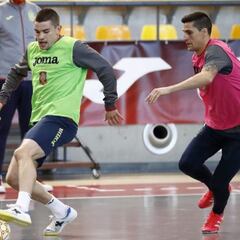 España recibe a Suiza con el billete a la Euro sellado