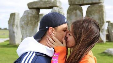 Chicharito se pierde práctica y escapa a Italia con su esposa