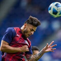 Chivas recupera a Alexis Vega para el Clásico Nacional