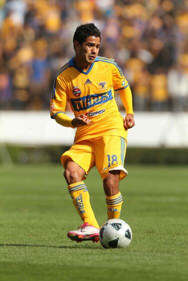 Francisco Acuña prometía mucho en sus inicios. El canterano de Tigres de UANL deslumbró a los aficionados del conjunto de la UANL con su habilidad y velocidad. Recibió este apodo después de anotar, asistir y producir una expulsión en un Clásico Regio. Al atacante nunca le gustó este apodo. Actualmente milita en Puebla.
