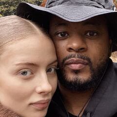Patrice Evra anuncia su compromiso con una modelo y su ex estalla: "Es una rata"