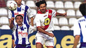 <b>RENOVACIÓN</b>. Elvir Bolic negocia su continuidad en el Rayo.