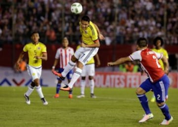 Paraguay y Colombia se enfrentaron en el Defensores del Chaco en Asunción.