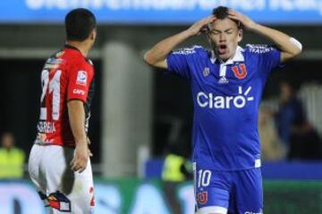 La frustración de la U expresada en el rostro de Renato González tras empatar con Antofagasta.