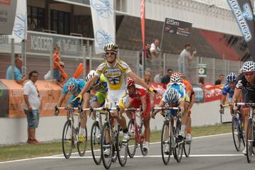 El ciclismo ha estado presente en el Circuito. Durante los Juegos Olímpicos de Barcelona 92, el circuito fue el punto de partida y la llegada de la prueba de 100 kilómetros contrarreloj por equipos de ciclismo en ruta. En la imagen fue la meta de una etapa de la Volta a Catalunya.