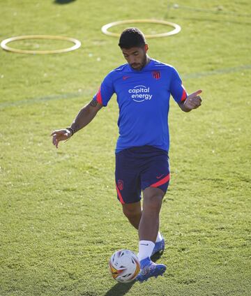 Luis Suárez durante el entrenamiento
