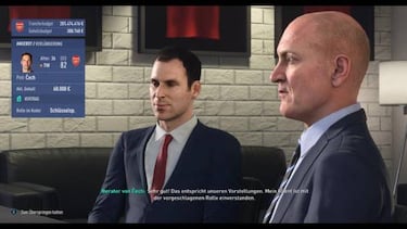 FIFA 19 quita el casco a Peter Cech y le pone corbata