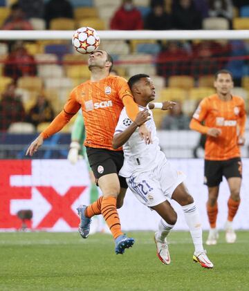 Ismaily y Rodrygo.