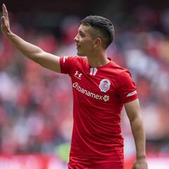 En Portugal aseguran que el Benfica compraría a 'Leo' Fernández del Toluca