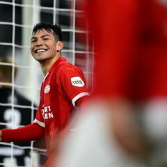 Chucky Lozano, se une a lista de mexicanos con dos títulos de Eredivisie