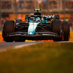 Aston Martin pasa al ataque