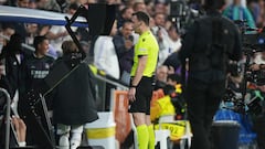 Who is Felix Zwayer, the referee for Croatia vs Spain? | 2023 UEFA Nations League final