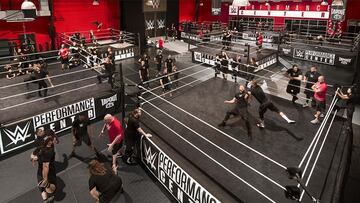 Este es el Performance Center de WWE en Florida.