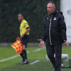 Pelusso inicia la Sudamericana ante un viejo conocido