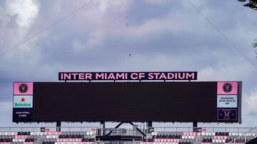 Inter Miami retiró a aficionados por encender pirotecnia en Lockhart Stadium