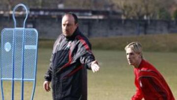 Torres se acerca al Chelsea y Gerrard apunta a quedarse