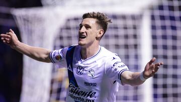 Facundo Waller celebrates his goal 1-0 of Puebla during the 11th round match between Puebla and Pumas UNAM as part of the Liga BBVA MX, Torneo Clausura 2025 at Cuauhtemoc Stadium, on March 07, 2025 in Puebla, Mexico.