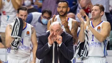 30/09/21 BALONCESTO PARTIDO EUROLEAGUE EUROLIGA 
REAL MADRID - ANADOLU EFES SK
Entrenador PABLO LASO