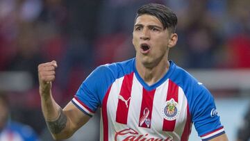 Las Chivas quieren que Alan Pulido se quede