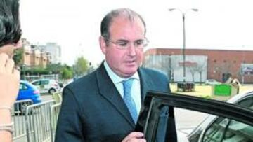 <b>COMPARECENCIA. </b>Castaño hablará hoy en la radio del club.