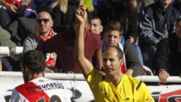 Trashorras ve la quinta tarjeta amarilla de esta Liga