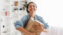 De cómo precintar un paquete a por qué el cartero siempre llama dos veces. Todo lo que ocurre para que un envío llegue a su destino