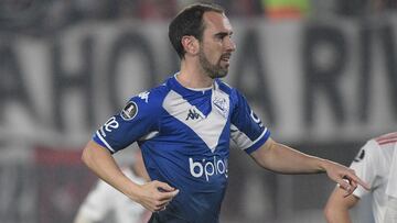 Godín revela su sufrimiento: “No podía bajar las escaleras”