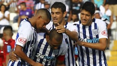 Alianza Lima cae en el descuento y de penalti