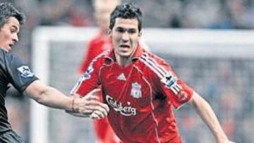 <b>BUEN RENDIMIENTO. </b>Luis García tuvo un buen rendimiento en el Liverpool antes de la lesión.