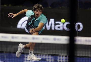 Juani De Pascual durante el Mendoza P1 de Premier Padel.