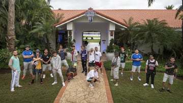 Todos los gallos participantes en el resort de República Dominicana en el que se ha establecido la Burbuja.