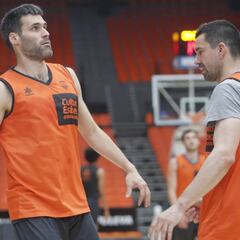 Las anécdotas de San Emeterio y Rafa Martínez: "me llevé una caña de pescar a una concentración"