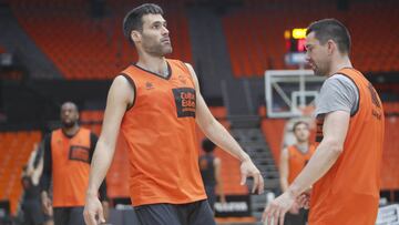 08/04/19
 ENTRENAMIENTO VALENCIA BASKET - SAN EMETERIO - RAFA MARTINEZ