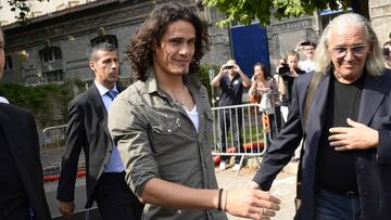 El Atl¨¦tico da por perdido a Cavani y en Francia aseguran que se queda en el PSG
