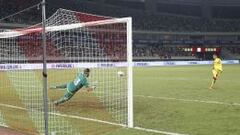 Casilla entra con el pie derecho