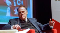 Tebas y la nueva camiseta: "Aquí se hace polémica de todo"