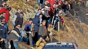 <b>DIRECTO AL TRIUNFO. </b>Tras la avería de Sordo, Sebastien Loeb ha puesto tierra de por medio en la clasificación general del rally, y ya tiene la victoria a tiro.