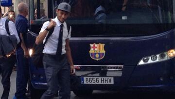 Neymar, en la llegada del Barça a Valencia.