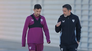 Navas, junto a Pepe Conde.
ENTRENAMIENTO
JESUS NAVAS