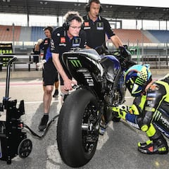 Meregalli: "La pasión de Rossi es inmensa y podría correr en 2021"